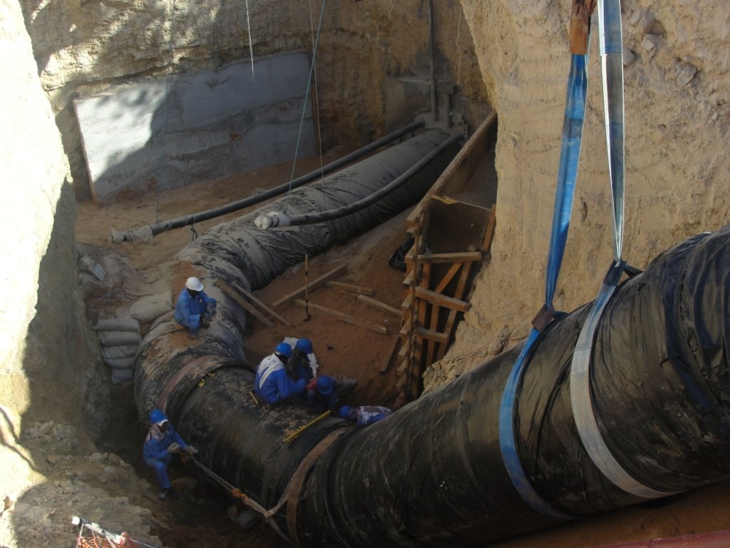GRP Water Transmission Pipelines - Emirates Road